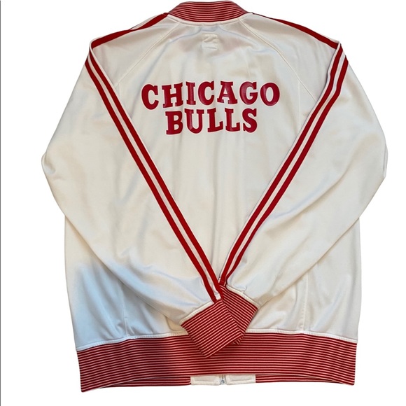 Adidas Chicago Bulls Zip Up-Small (Fits Medium) - Picture 2 of 2
